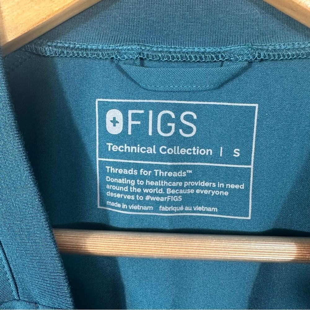 Figs Kaumba Raglan Scrub Top Caribbean Blue Size Small - Picture 9 of 9